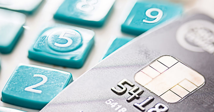 To pay off, or not to pay off your credit card each month - SavvyAdvisor